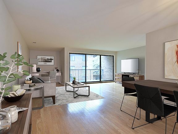 3rd image of 7502 Farmingdale Dr APT 309