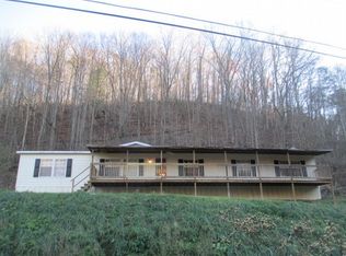 580 Bailey Branch Rd, Viper, KY 41774