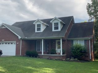 1170 J W York Rd, Scottsville, KY 42164
