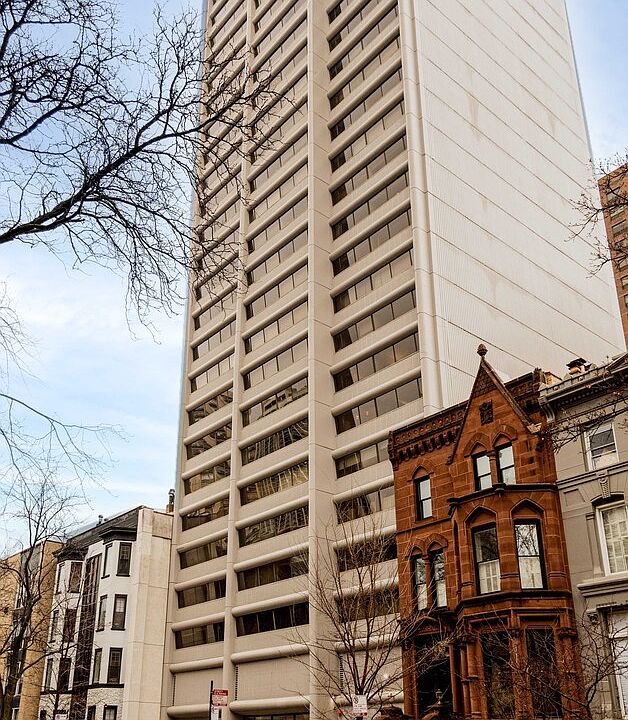 1st image of 1415 N Dearborn St APT 17D