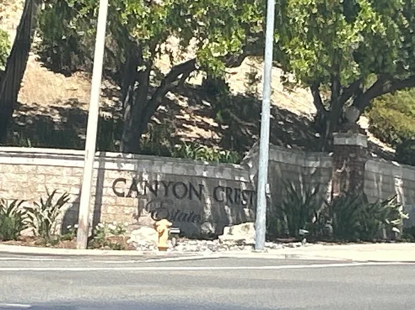 22501 Parkfield, Mission Viejo, CA 92692
