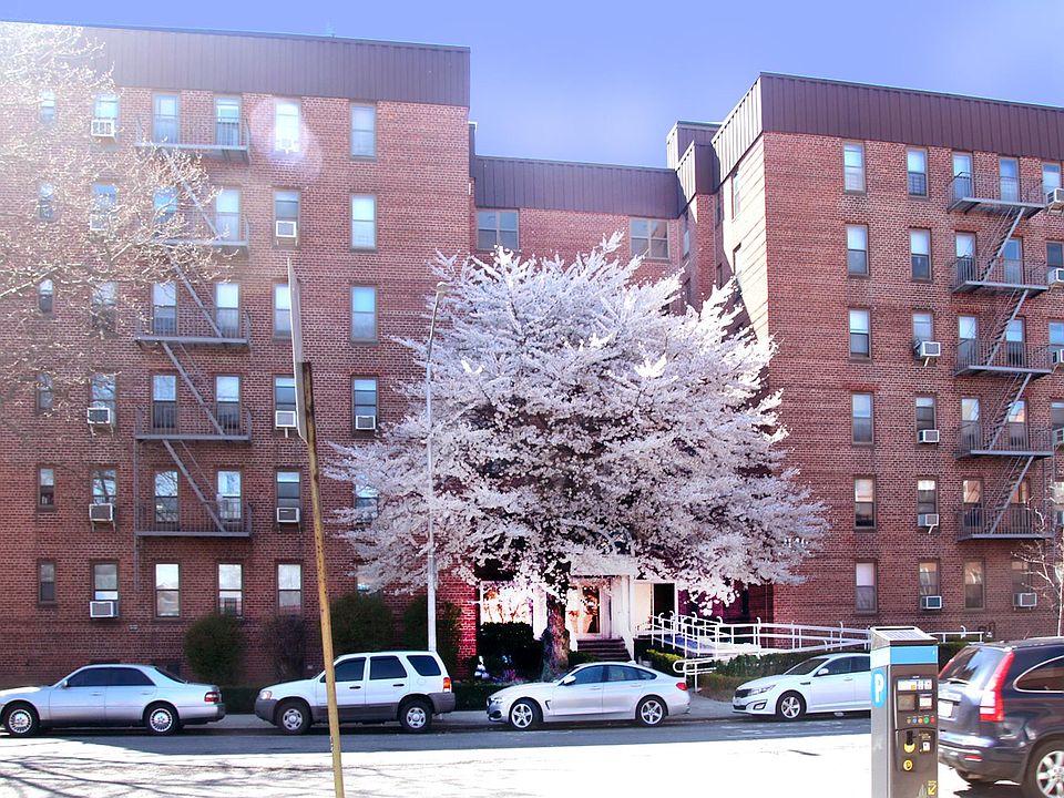 1st image of 2140 Knapp St APT 5D