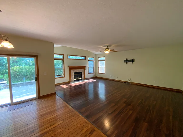 6757 Blue Holly Dr — Photo 17