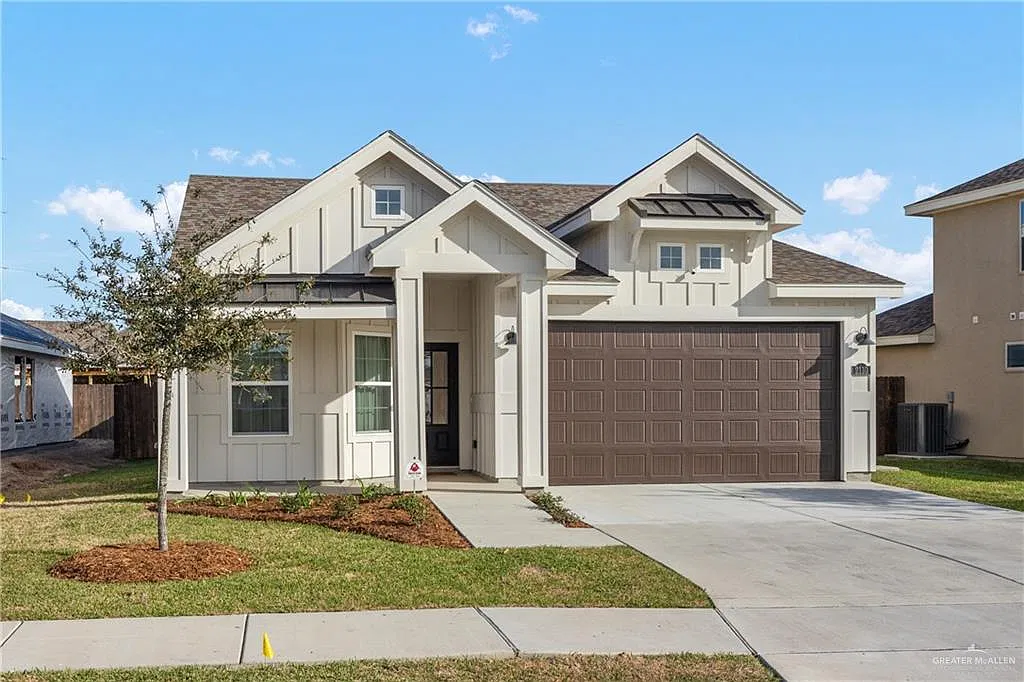 3 bed, 2.0 bath, 1420 sqft, $1,800 — Photo 2