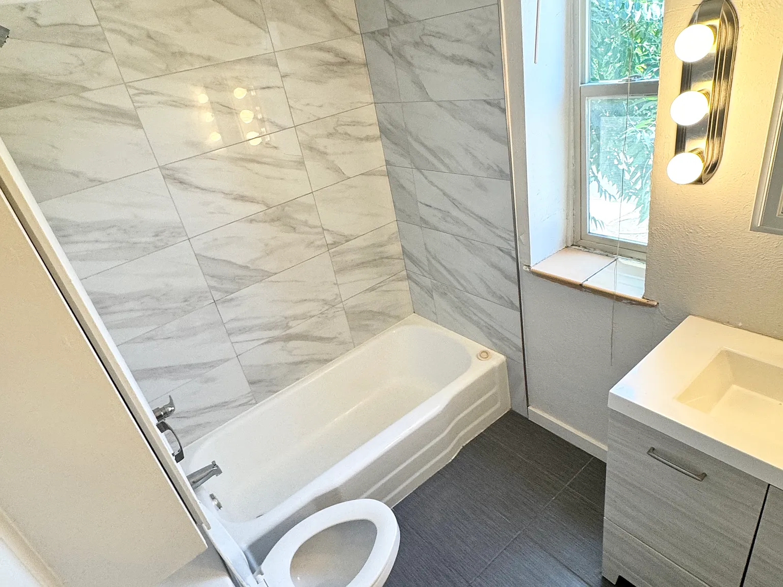 1 bed, 500 sqft, $1,145 — Photo 3