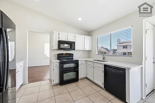 7202 W Corrine Dr Photo 1