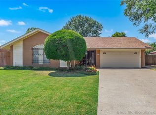 4852 S 67th East Ave, Tulsa, OK 74145
