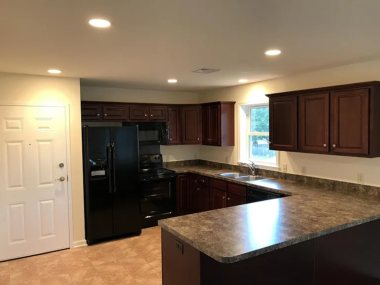 432 Lafayette St — Photo 26