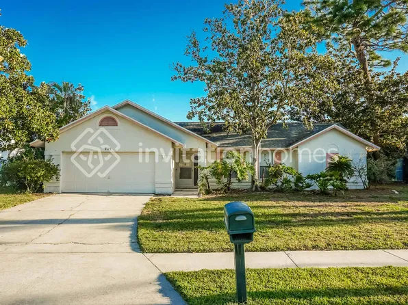 7115 Queen Palm Cir, Sarasota, FL 34243