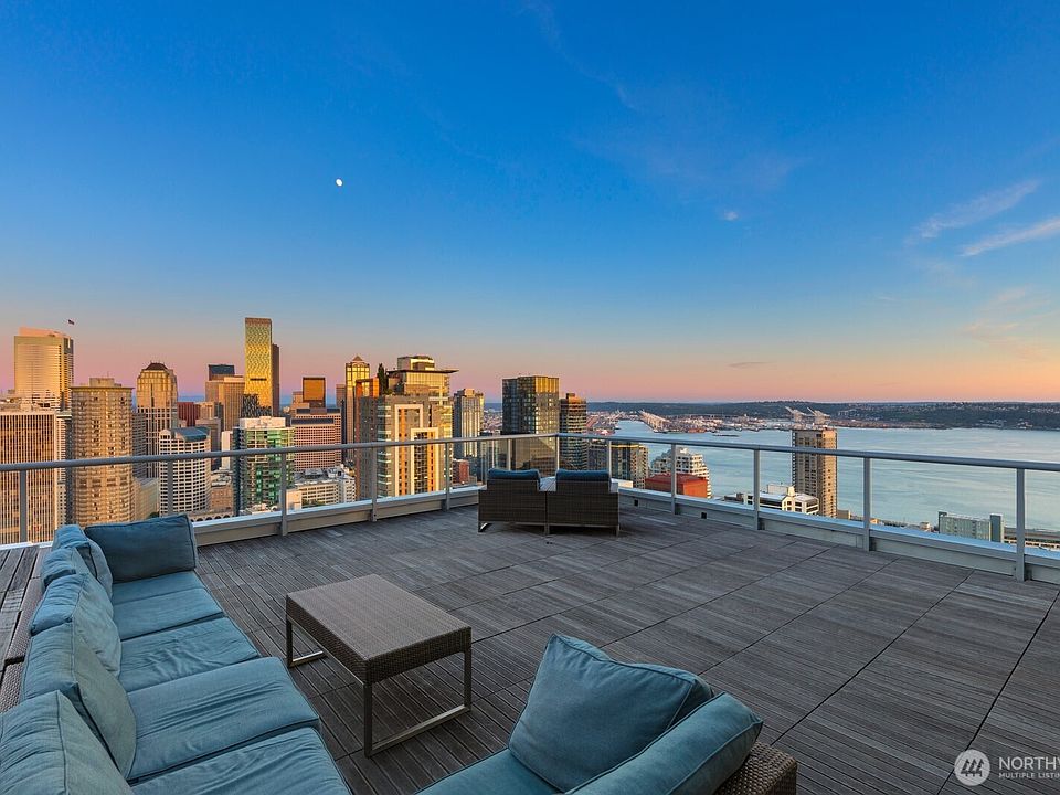 1st image of 588 Bell Street #2102S