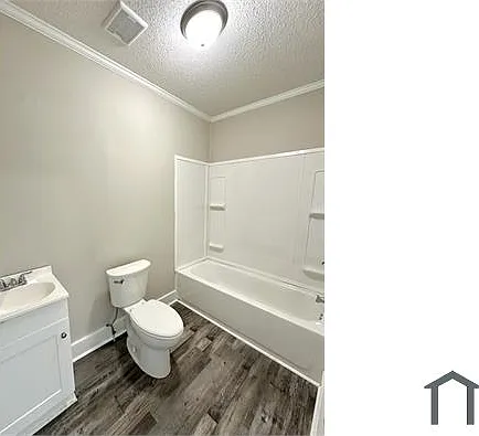4 bed, 1355 sqft, $1,000 — Photo 4