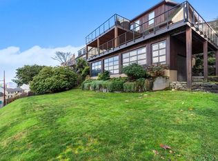 302 NW Albemarle Ter, Portland, OR 97210