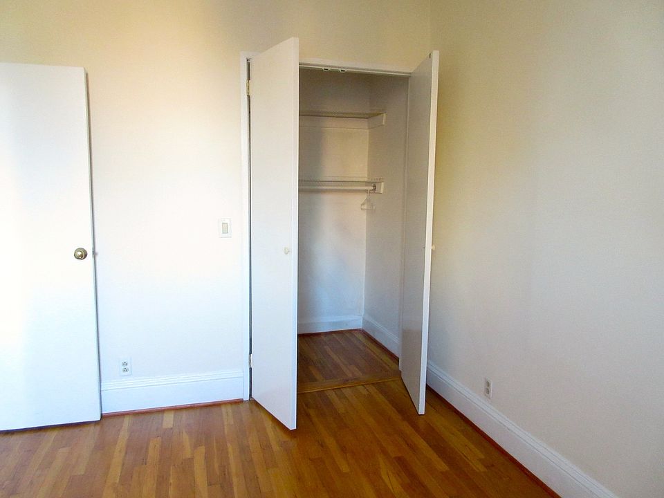 2nd image of 158 Clinton St #1