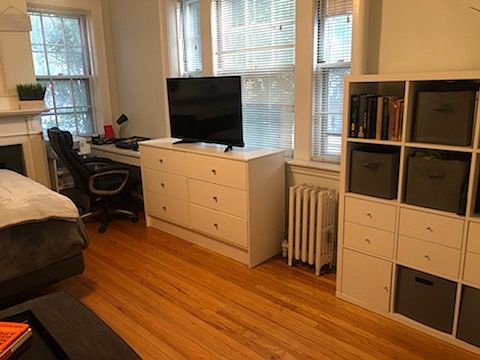 3rd image of 31 Concord Ave APT 1A