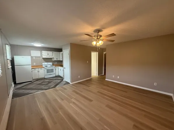 Price Rd LLC, 210-214 Price Rd #2, Elizabethton, TN 37643