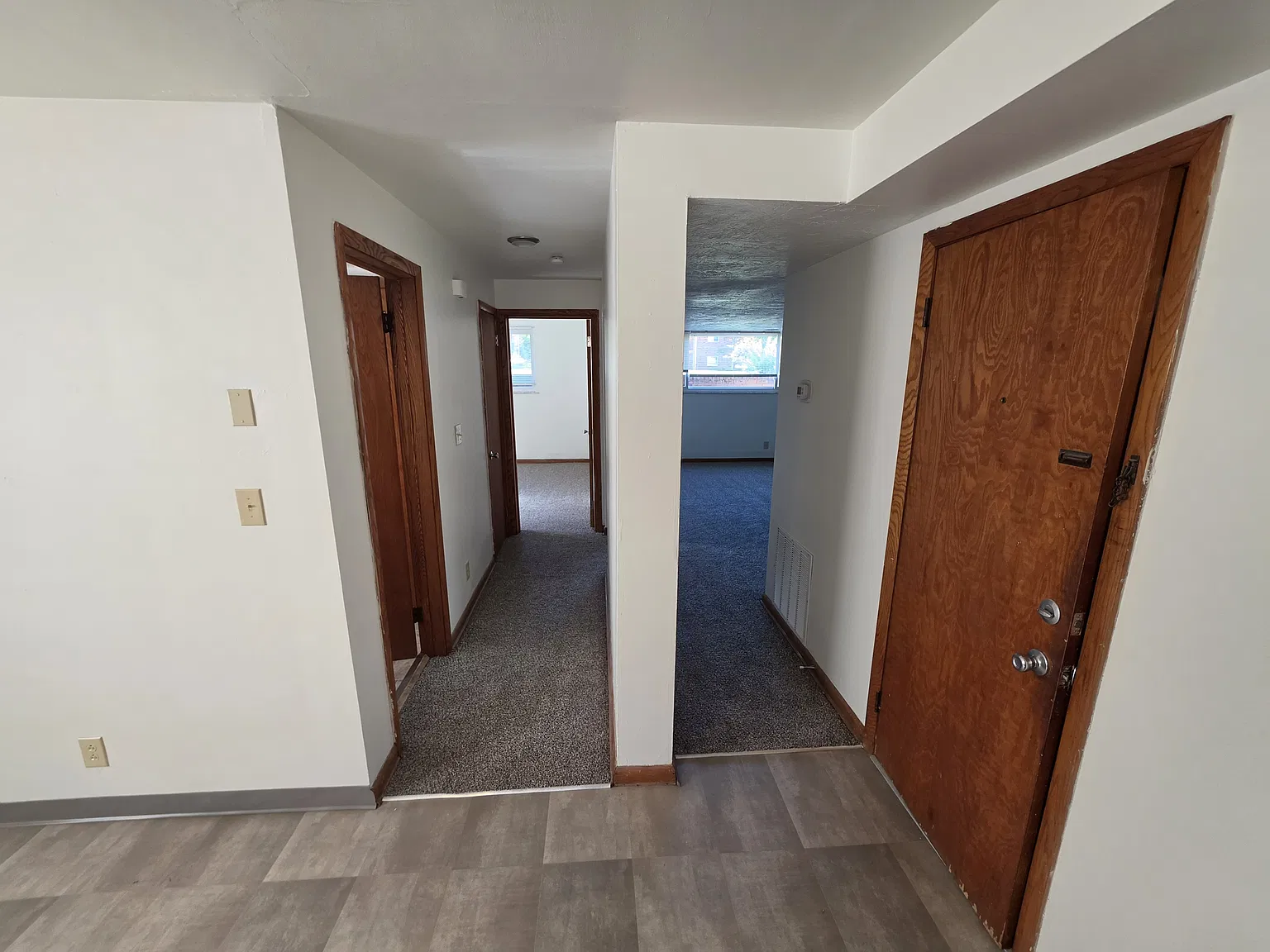 1 bed, 700 sqft, $850 — Photo 3
