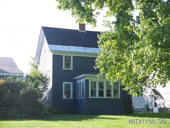 2nd image of 1216 N James St