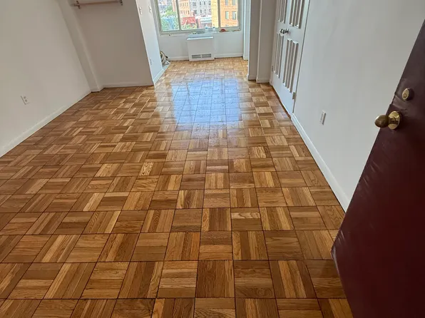 1727 Massachusetts Ave NW #718, Washington, DC 20036