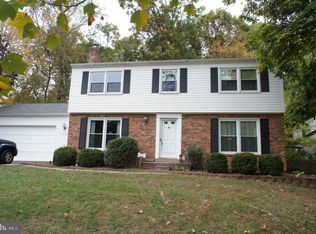 1522 Sadlers Wells Dr, Herndon, VA 20170