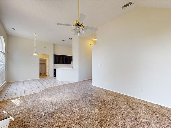 5th image of 34 Sonora Dr