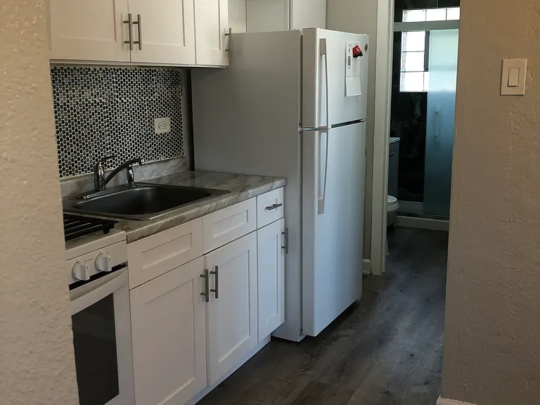 5500 W 55th St #5 — Photo 2
