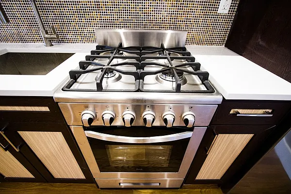 Rented by TheRealEstateCompany.com LLC | media 38