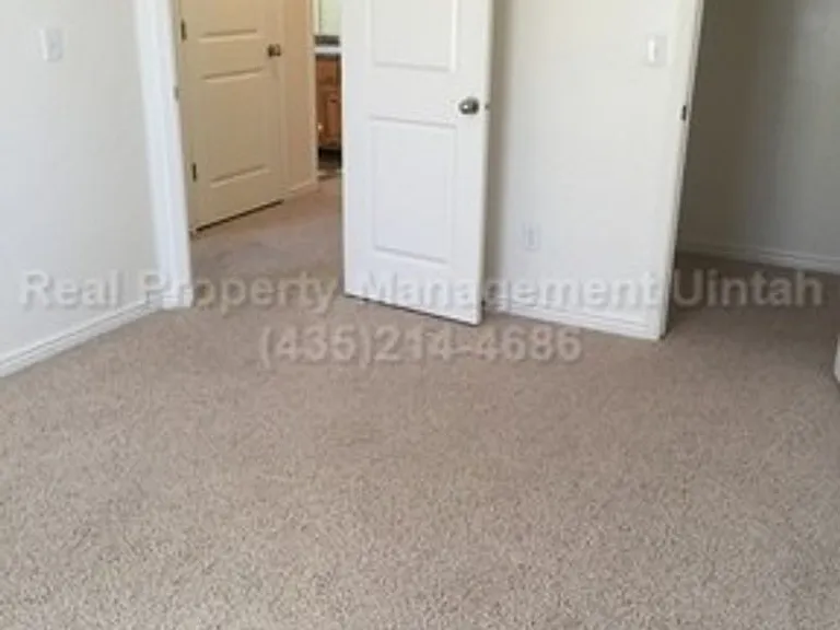 419 E 600 S #H — Photo 20