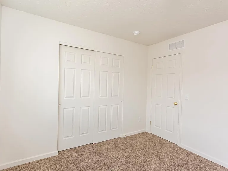 2 Silverlight Way — Photo 11