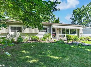 12 Flora Ct, Innisfil, ON L9S1R3
