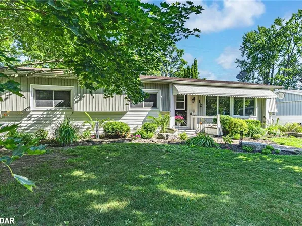 12 Flora Ct, Innisfil, ON L9S 1R3