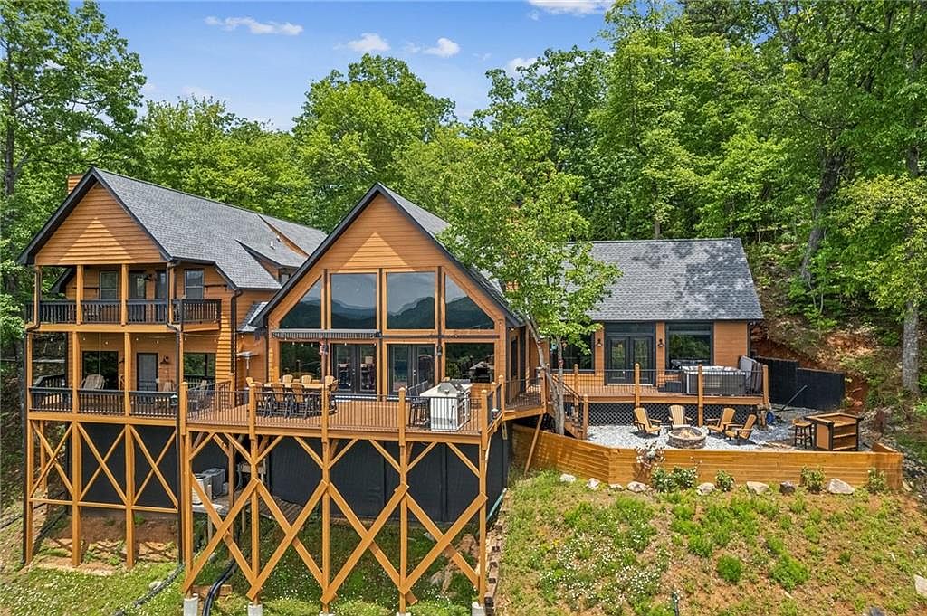 672 Foothills Dr, Cleveland, GA 30528 | Zillow