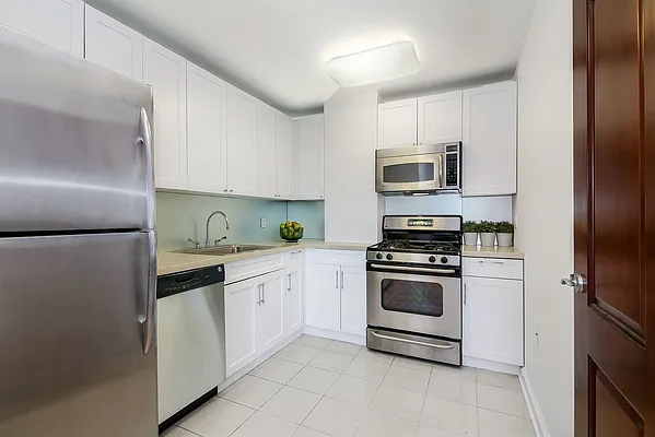 Sold by Corcoran | media 15