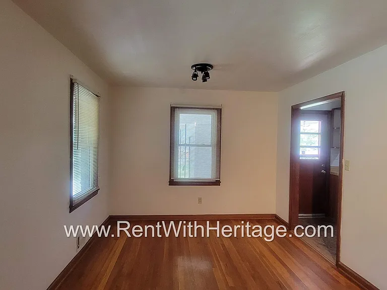 5575 Burrus Rd — Photo 11