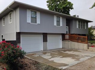 8 NW 425th Rd, Warrensburg, MO 64093