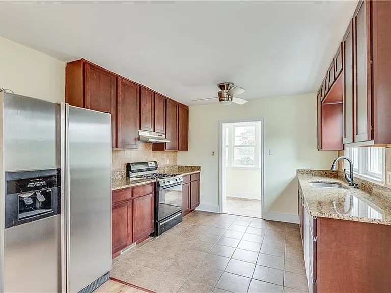 1287 Eastland Rd SE — Photo 16