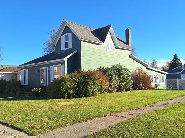 301 Main St E, Cavalier, ND 58220