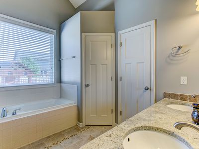 17213 Musket St, Omaha, NE, 68136