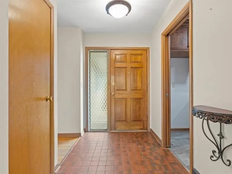 2915 Harvard Rd — Photo 5