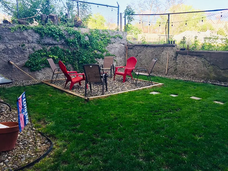 261 Morris St #2 — Photo 5