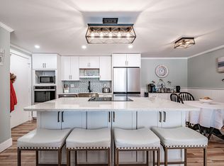 11 Academy Pl APT 34, Saco, ME 04072