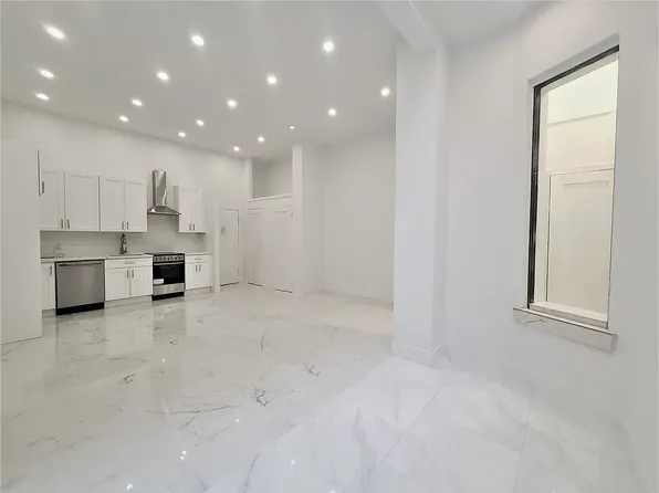 316 Lexington Ave, New York, NY