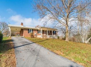 330 Walnut Ln, Bluff City, TN 37618
