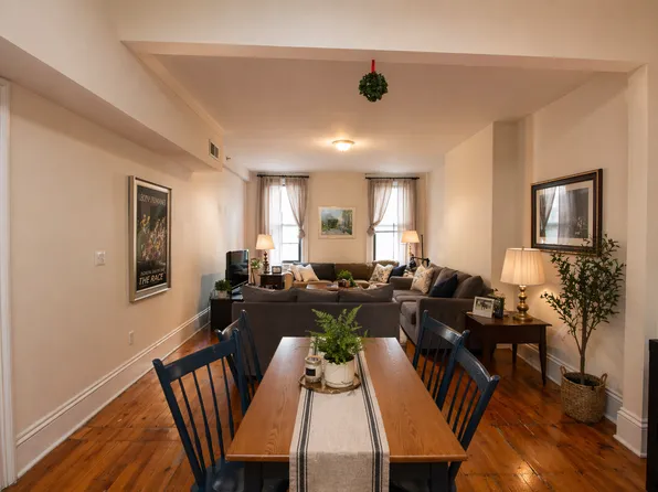 209 Washington St APT 4, Brookline, MA 02445