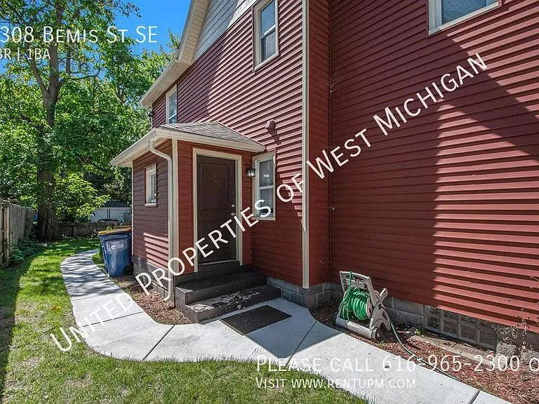 1308 Bemis St SE — Photo 16