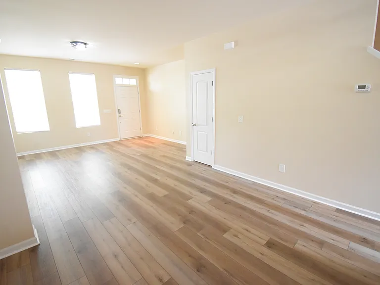 9507 Longstone Ln — Photo 5