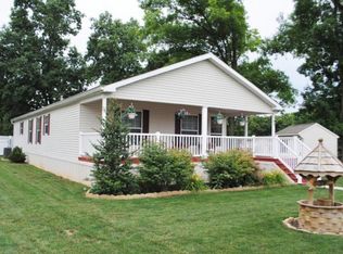 107 Summers Dr, Lancaster, PA 17601