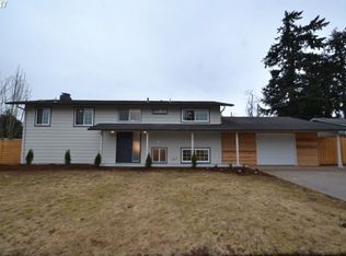 19126 NE Multnomah Ct, Portland, OR 97230