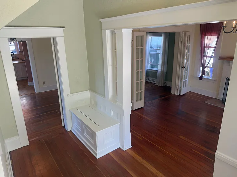 4853 NE 6th Ave — Photo 3