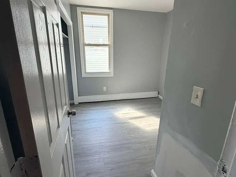 102 N 3rd St #2A — Photo 3