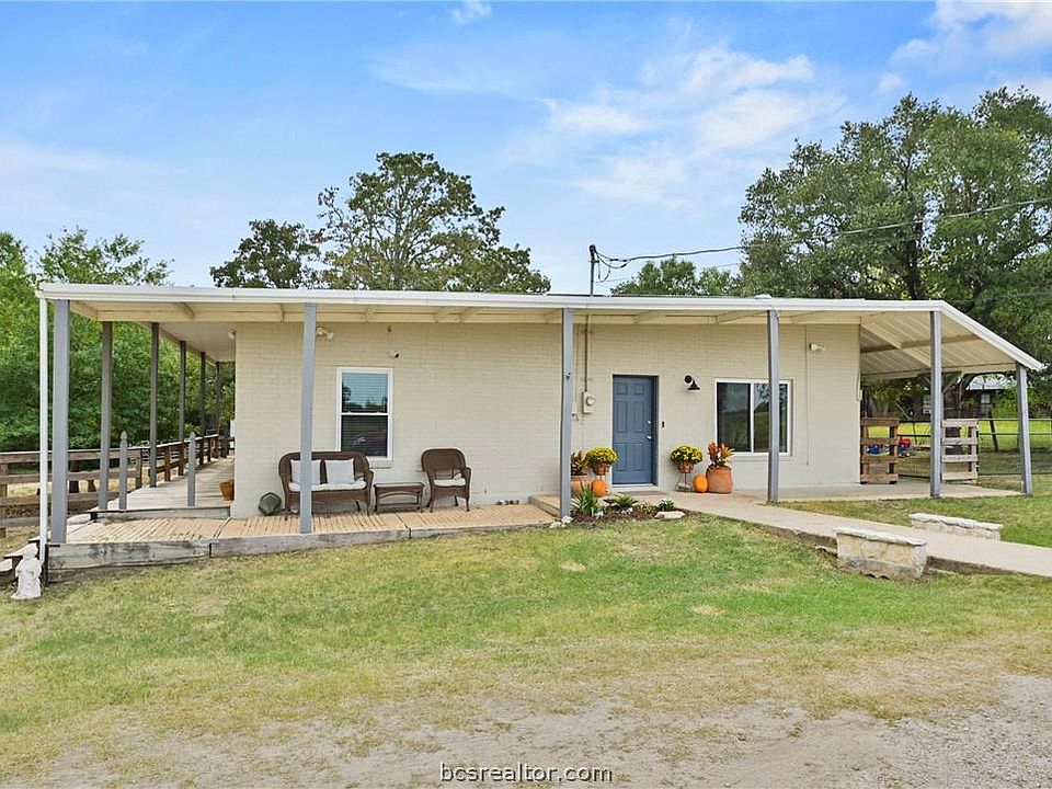 1st image of 4560 Hicks Ln